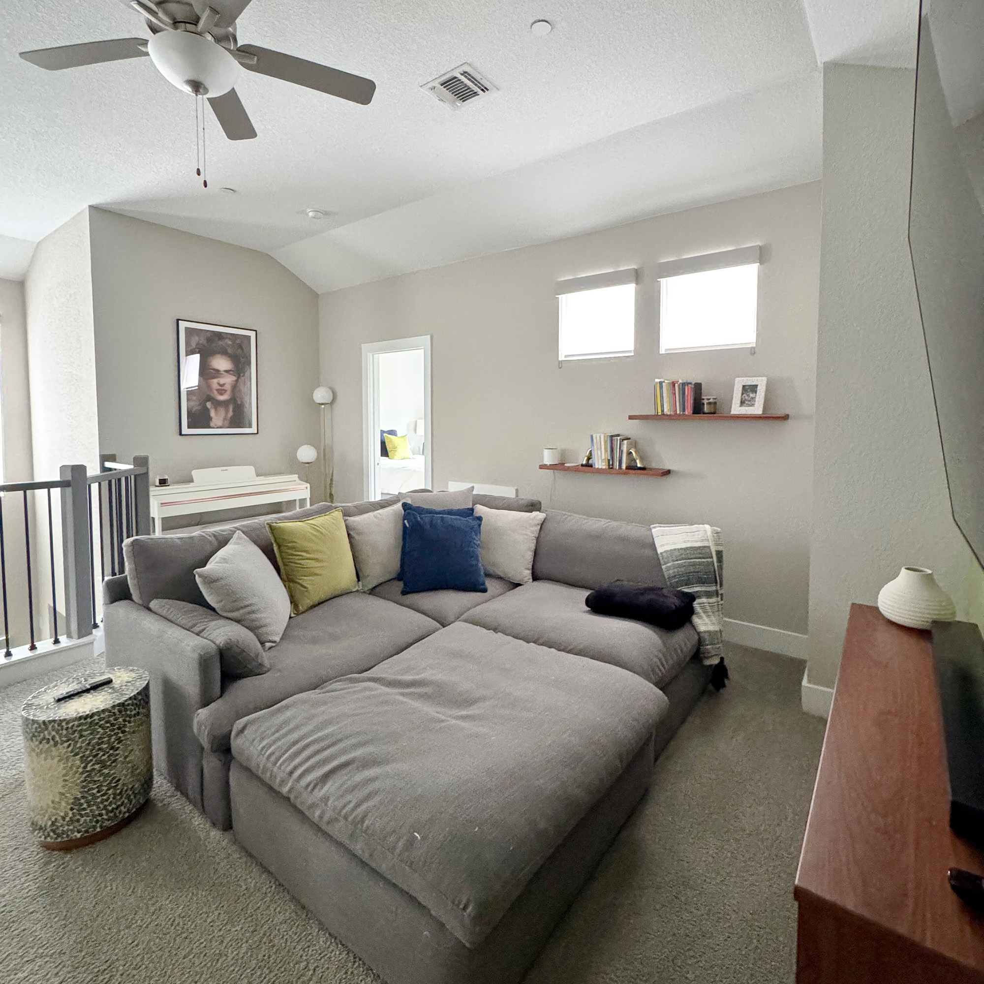 4-bed, 2.5-bath townhouse — 1807 Roseburg Dr.